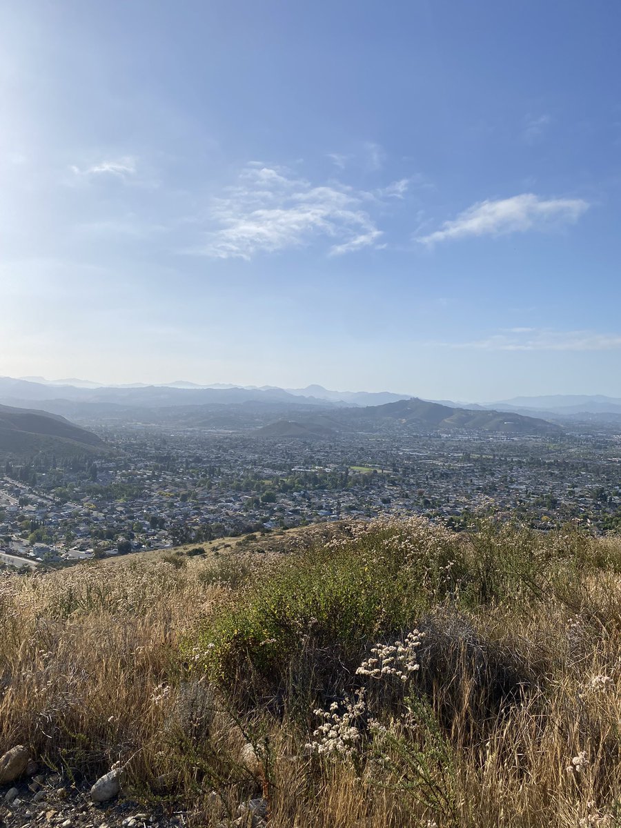 Roman_OT_Empire's tweet image. Fantastic sunrise hike with the lads! #hiking #sunrise #socal #veterans #navy