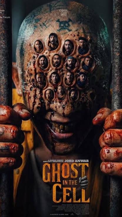 Film horror paling bagus so far, soalnya ada 3 elemen favorit ku; Gore, Comedy, &amp; Absurdity:)