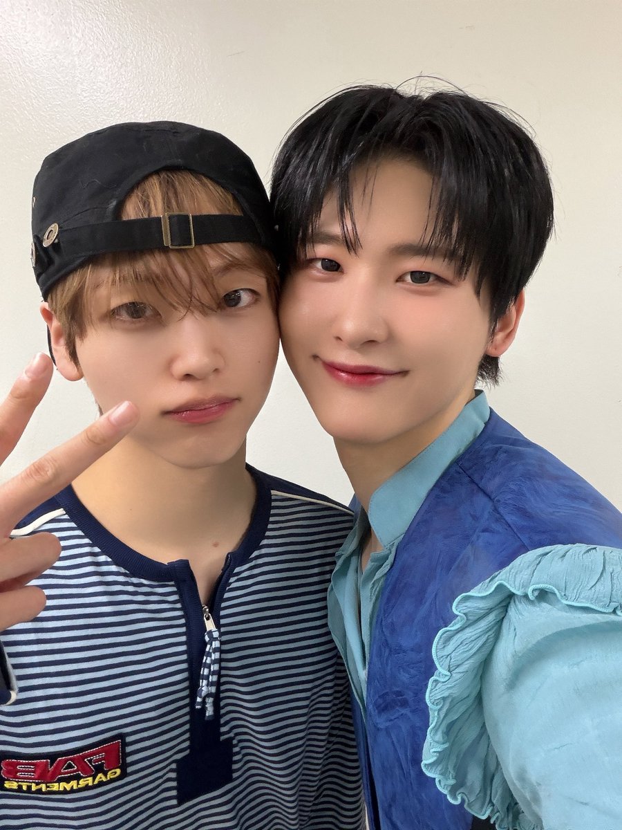 나 허니즈 너무 좋아하잖아🥹
둘 보고 있으면 마음이 몽글몽글해💜✨

#크래비티 #우빈 #형준 #허니즈