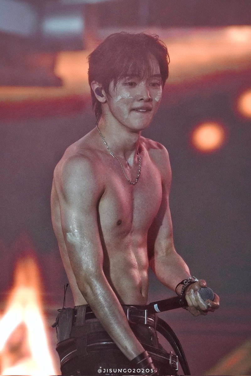 또맹🐣 tweet media