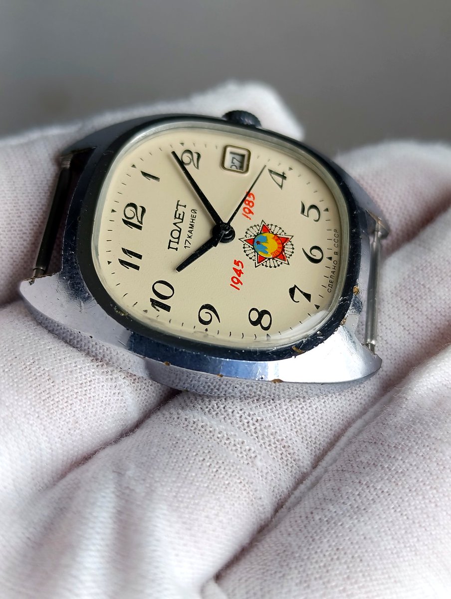 bae7ce3d9ccd450's tweet image. Vintage Soviet Poljot Watch 2614.2H 17 Jewels WWII Victory 1945-1985 USSR
Vintage Soviet Poljot Mechanical Watch – Cal. 2614.2H – 17 Jewel…
💰 $80.00
🔗 soviet-box.com/index.php?rout…
#Vintage #Soviet #Poljot #sovietboxcom #SovietBox #USSR #vintage