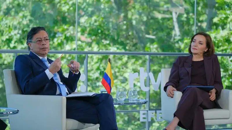 Petro llama al mundo a aprovechar el talento migrante y frenar la xenofobia eldato.co/2026/04/17/pet…