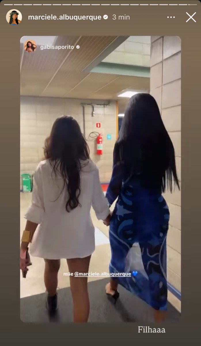 a gabi chamando a marci de mãe nos stories e a marci chamando ela de filha 🗣️🗣️🗣️🗣️