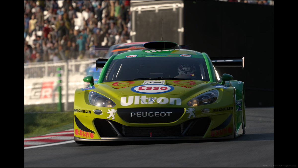 AVER（エーヴァー） tweet media