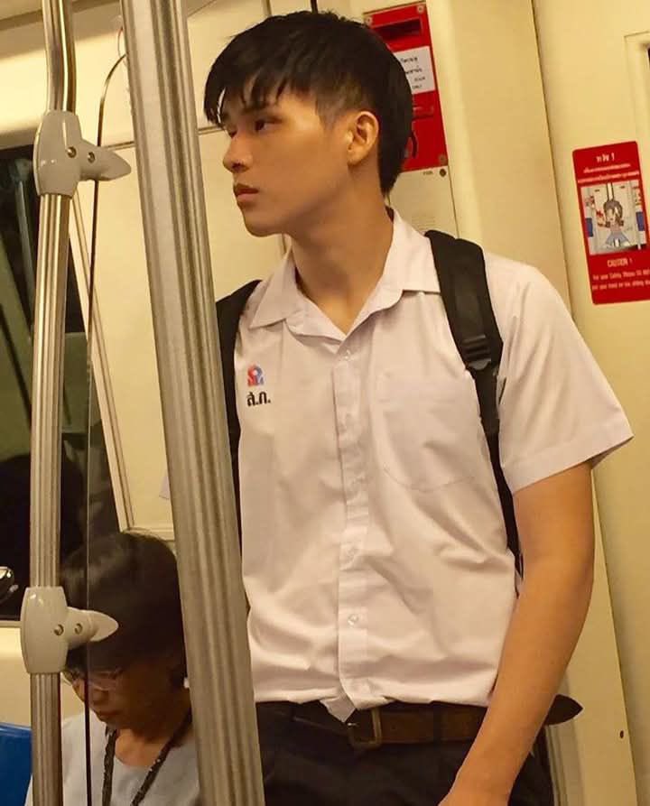 tear ᡣ𐭩ྀིྀི tweet media