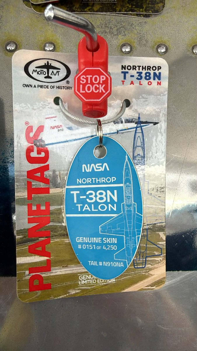 PlaneTags ✈️🏷️ tweet media