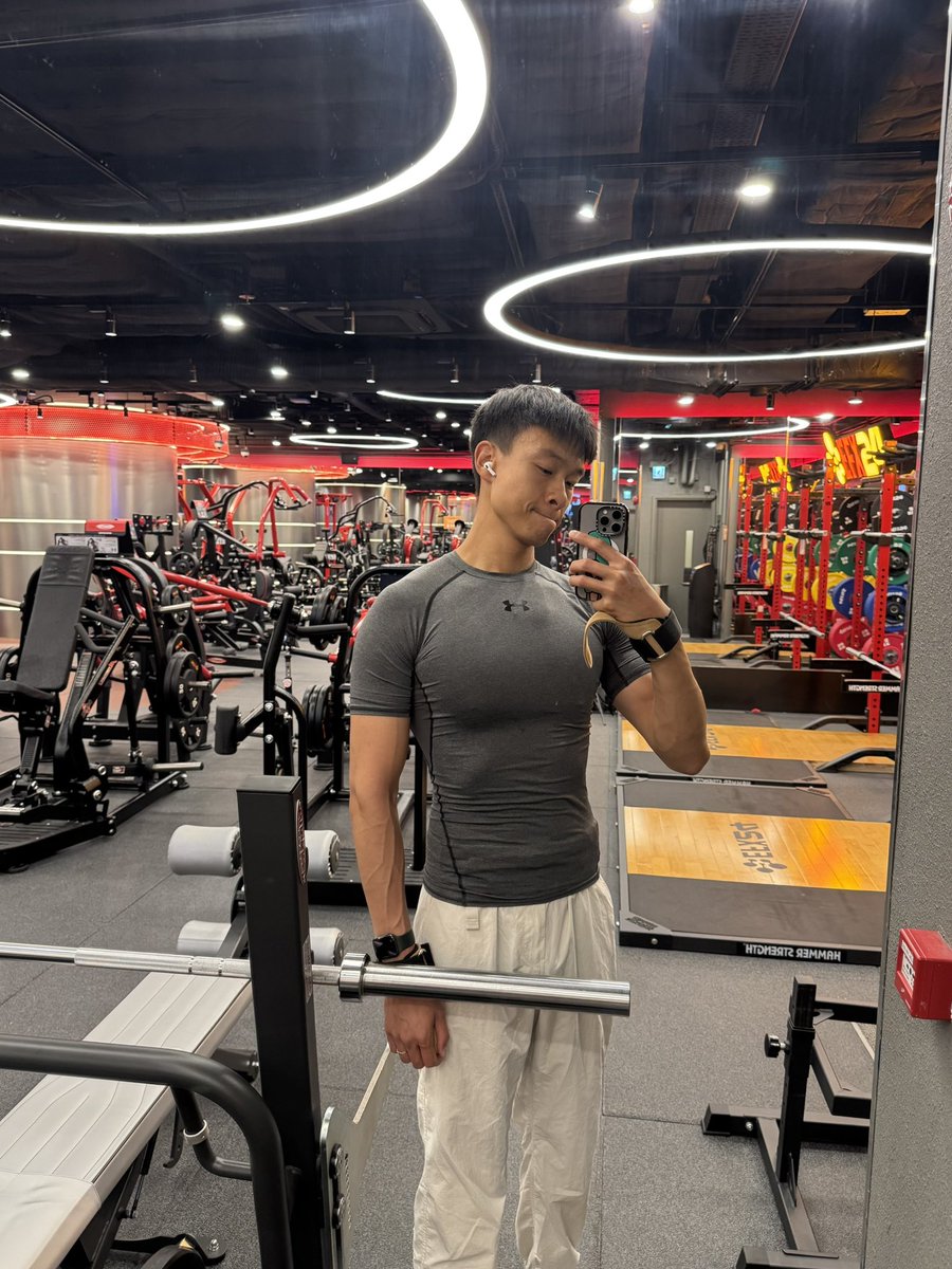 ivanchan92's tweet image. #gym #spandex #compression