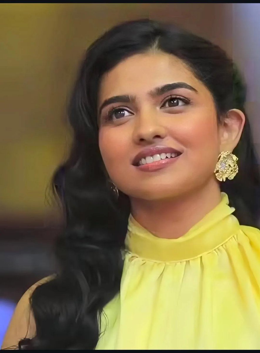 Mamitha_world's tweet photo. Oh cutieepie #Mamithabaiju❤️😘 https://t.co/Bf8VaNjTqE
