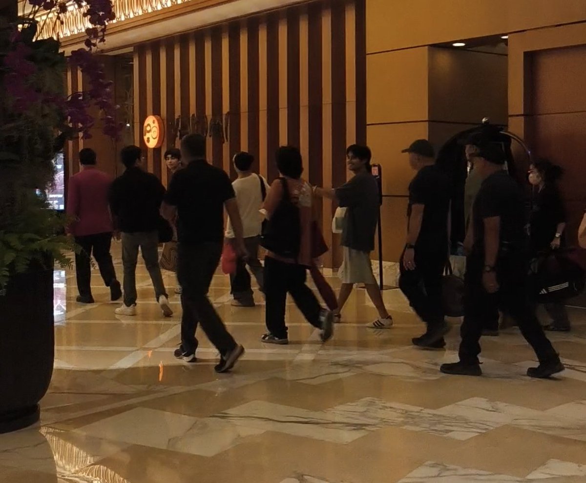 Maria🍭☀️ tweet media