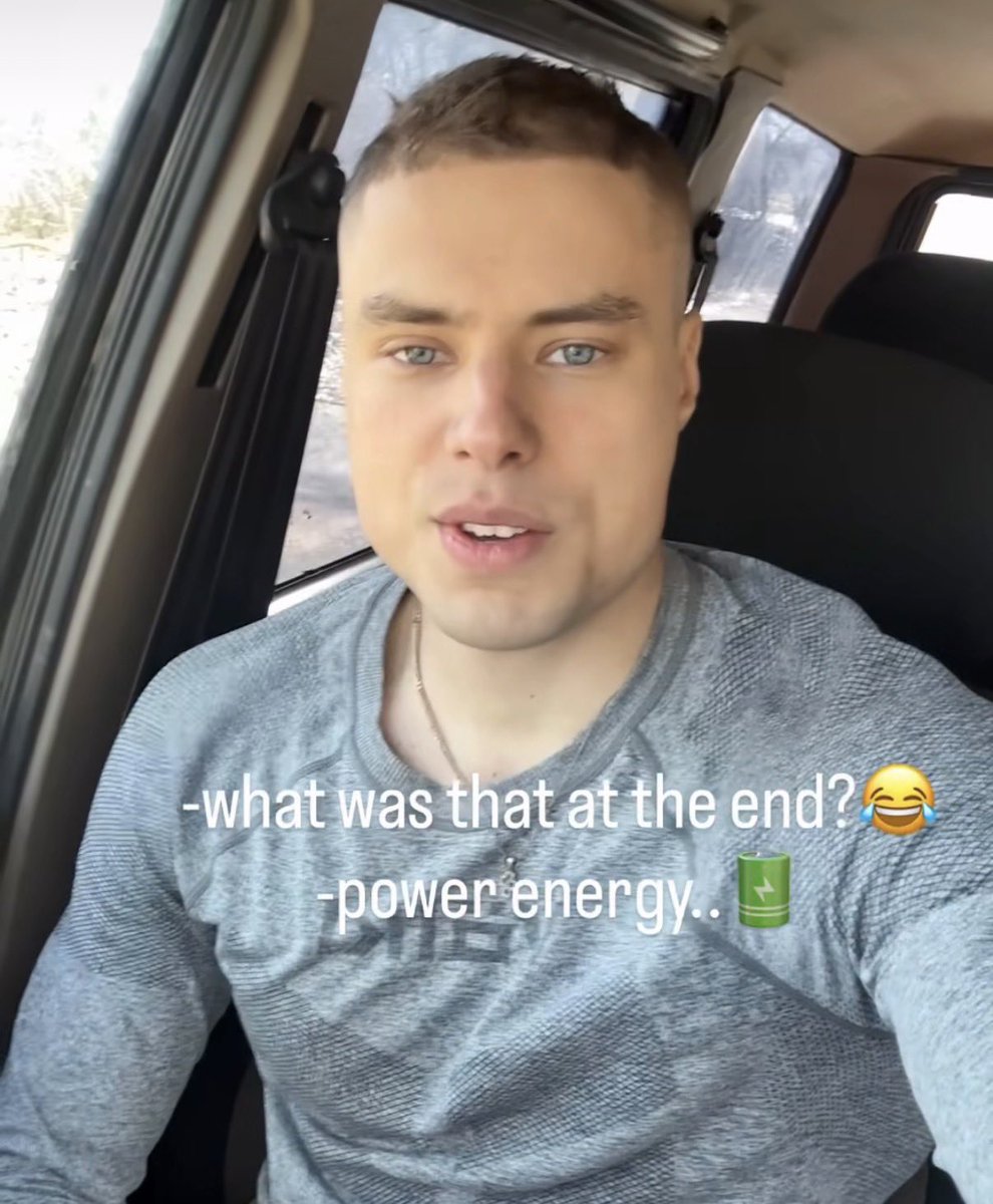 Никаша tweet media