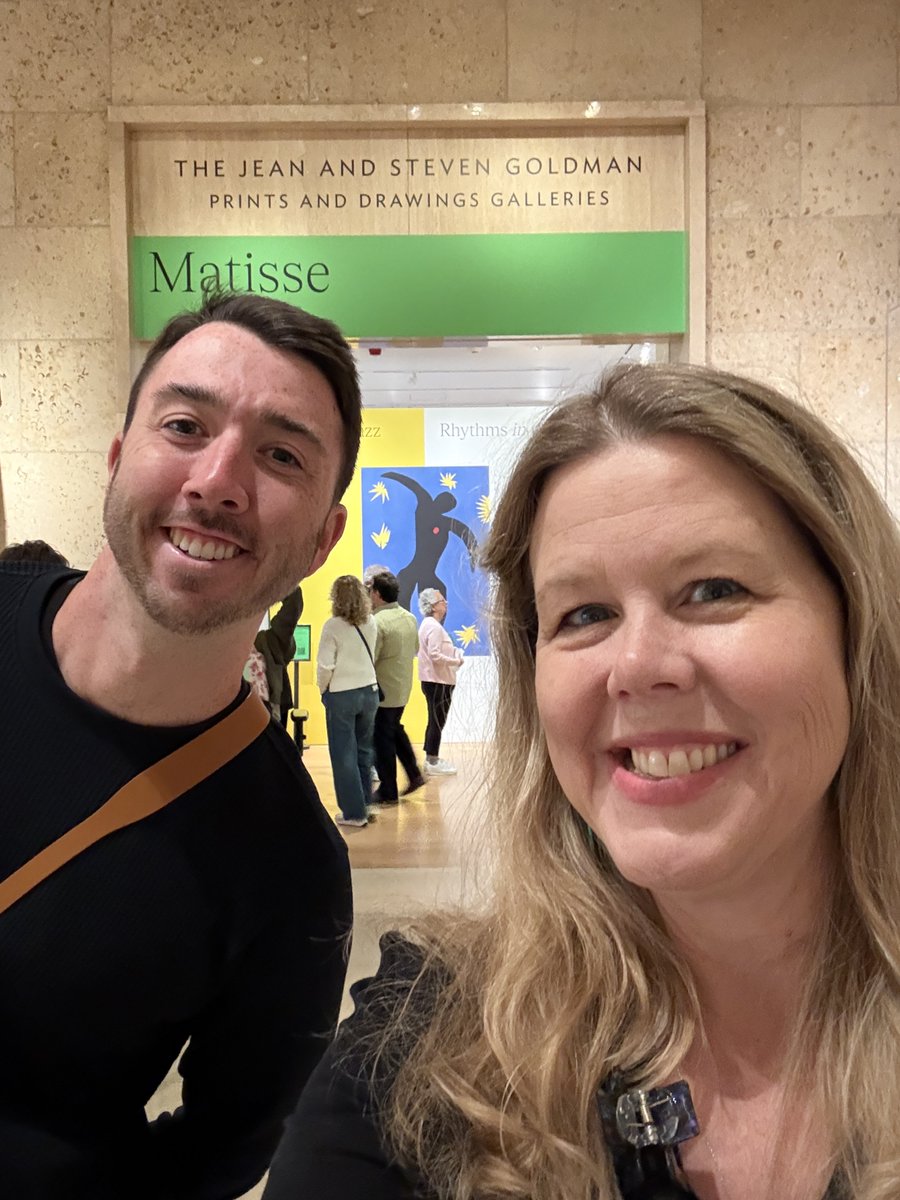 I had such a great time spending the afternoon with Shaun Collupy, Yodelpop’s Partner Development Manager at HubSpot, while he was in town for a HubSpot event.

One of the highlights was exploring the Matisse exhibit together at the Art Institute of Chicago.

I was especially