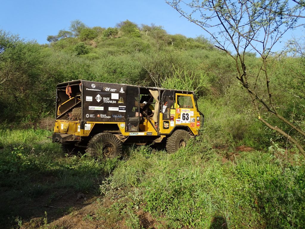 Rhino_Charge's tweet image. From one wild landscape to another, Aussie Rules returns to the Charge ready to take on Kenya’s toughest terrain. Known for their laid-back spirit off the track but serious determination once the wheels hit the bush. 🔧🌿

#RhinoCharge2026 #Car63 #AussieRules