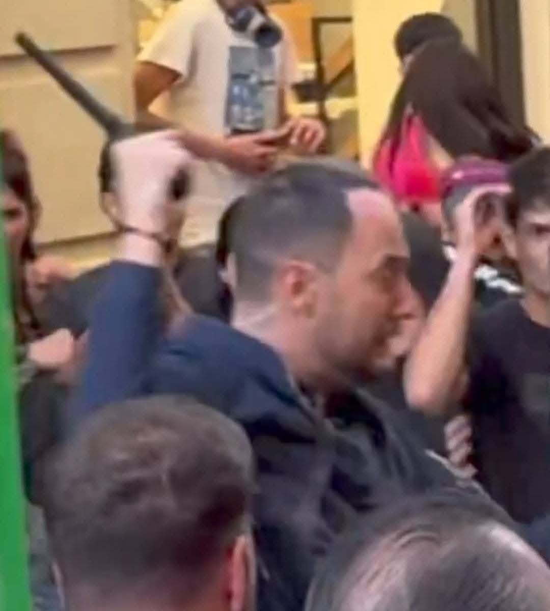 toño el rojo tweet media