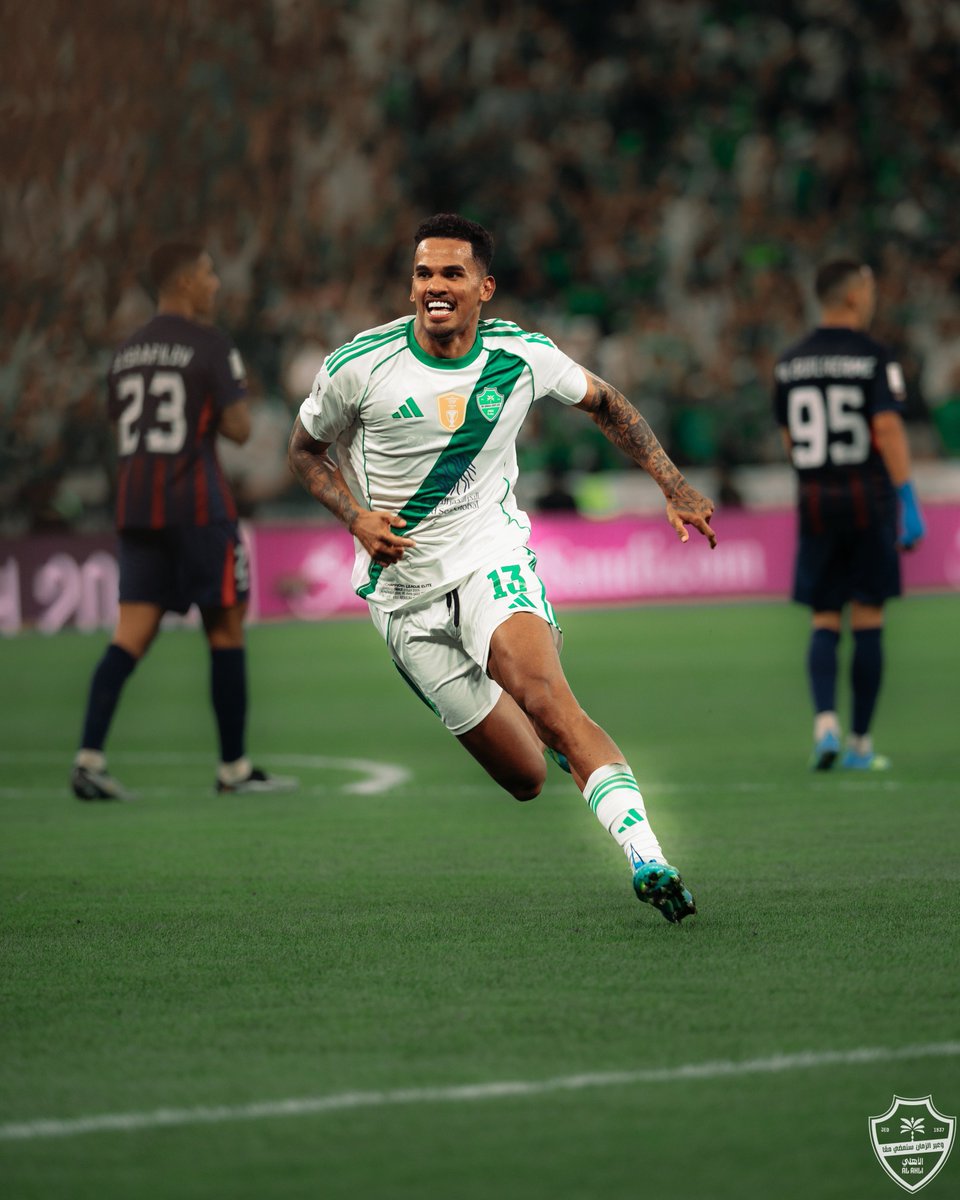 عمرو tweet media