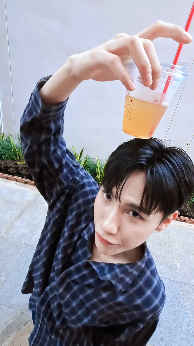 ʙᴇꜱɪᴅᴇ ᴊɴ☼ᴍ☽ tweet media