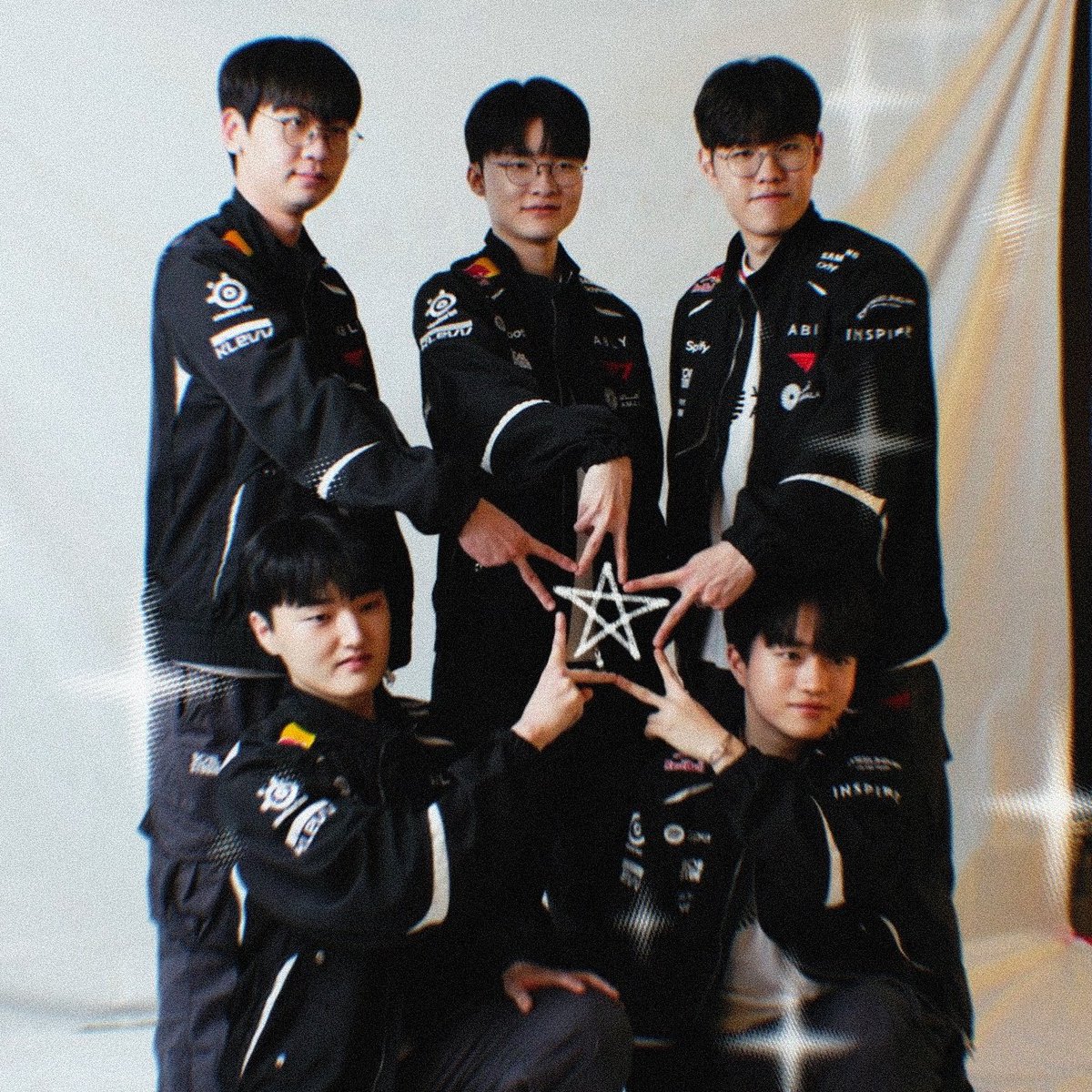 𝕠𝕣𝕒𝕟𝕘𝕖 tweet media