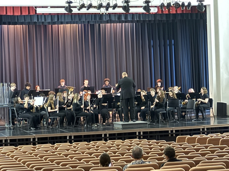 ahsphoenix's tweet photo. Congratulations to our choir and band members for their performances yesterday at the KSHSAA Large Group Music Festival!

The Adrenaline Choir received a 1 "Superior" rating for their performance.  

The AHS Band received a 2 "Excellent" rating for their performance. https://t.co/F9bqvv1bl5
