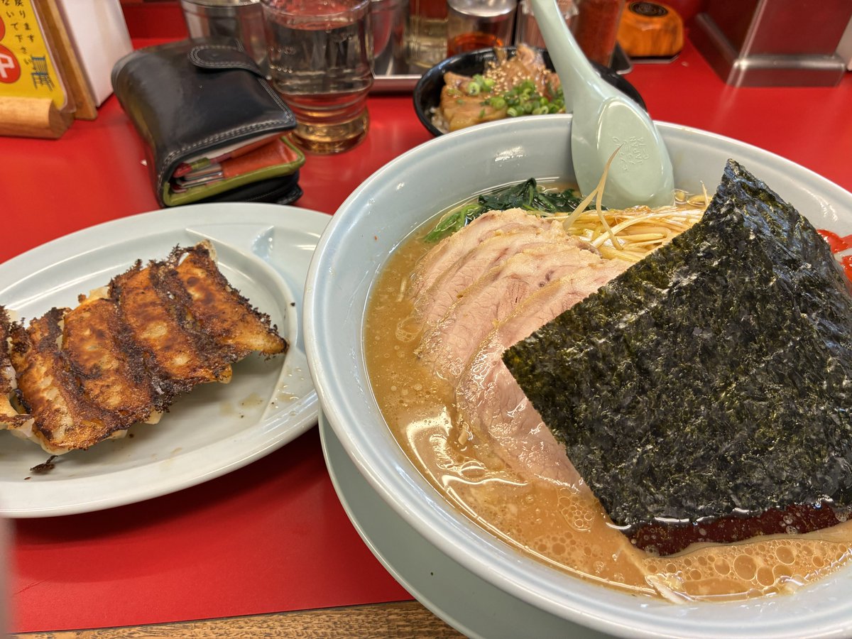 深夜は山岡家って決まってんだワ