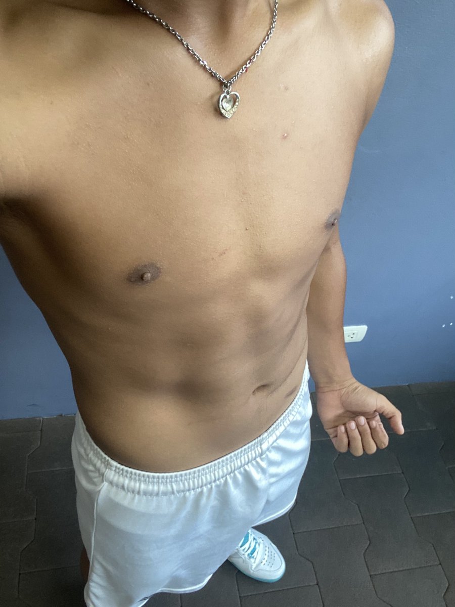 ติณณ์ฉงคั้บบ tweet media