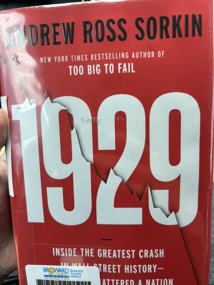 07ndobserver14's tweet photo. @goodreads Back and forth 🤷🏻‍♂️ https://t.co/urn2QTGlPv
