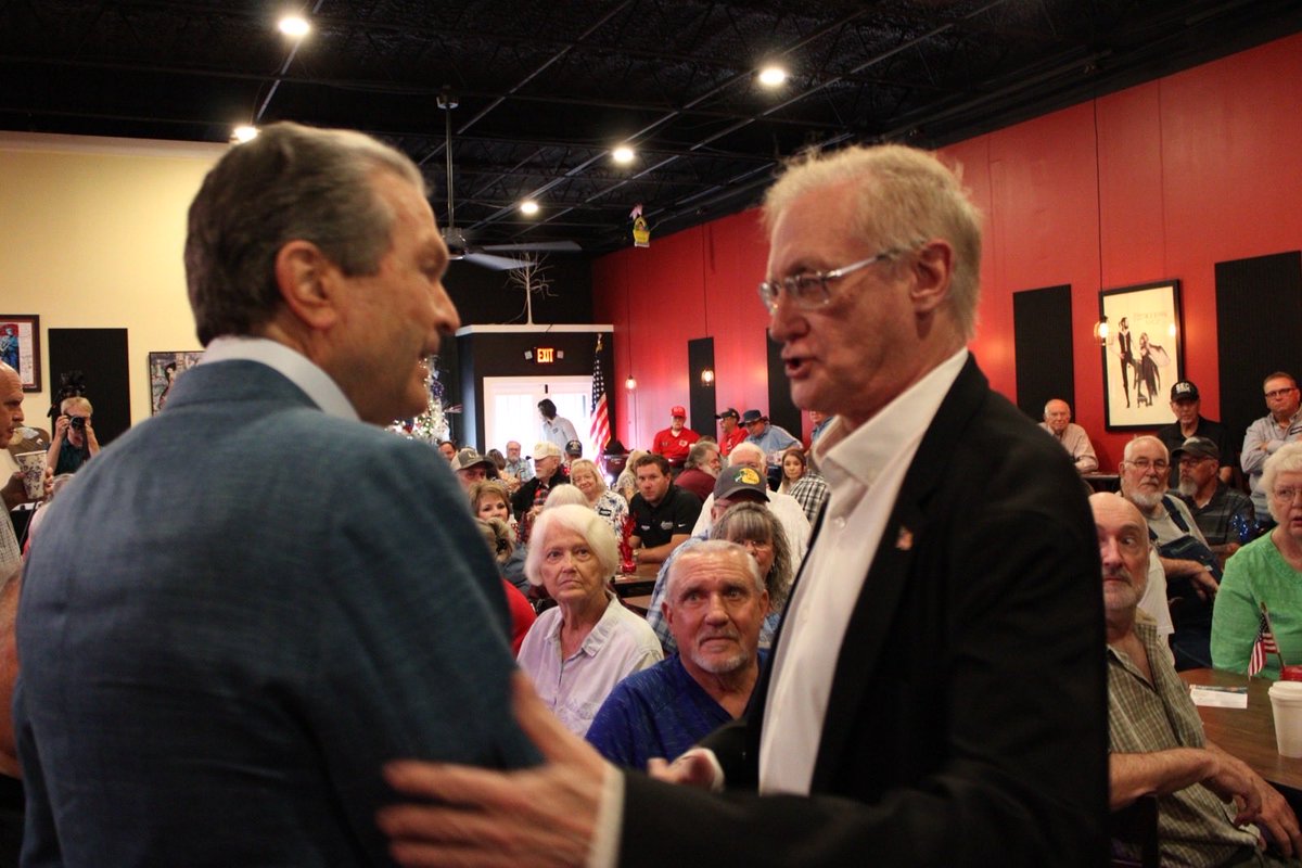 THANK YOU, Carrollton! Huge crowd joined us this morning. 

I’ve gone through hell and back in my life. I know how to beat the odds and how to win - and that’s what I’m going to do for Georgia. 

rickjackson.com