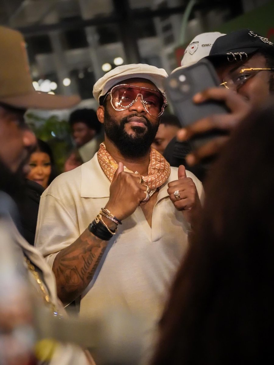 True Official World tweet media