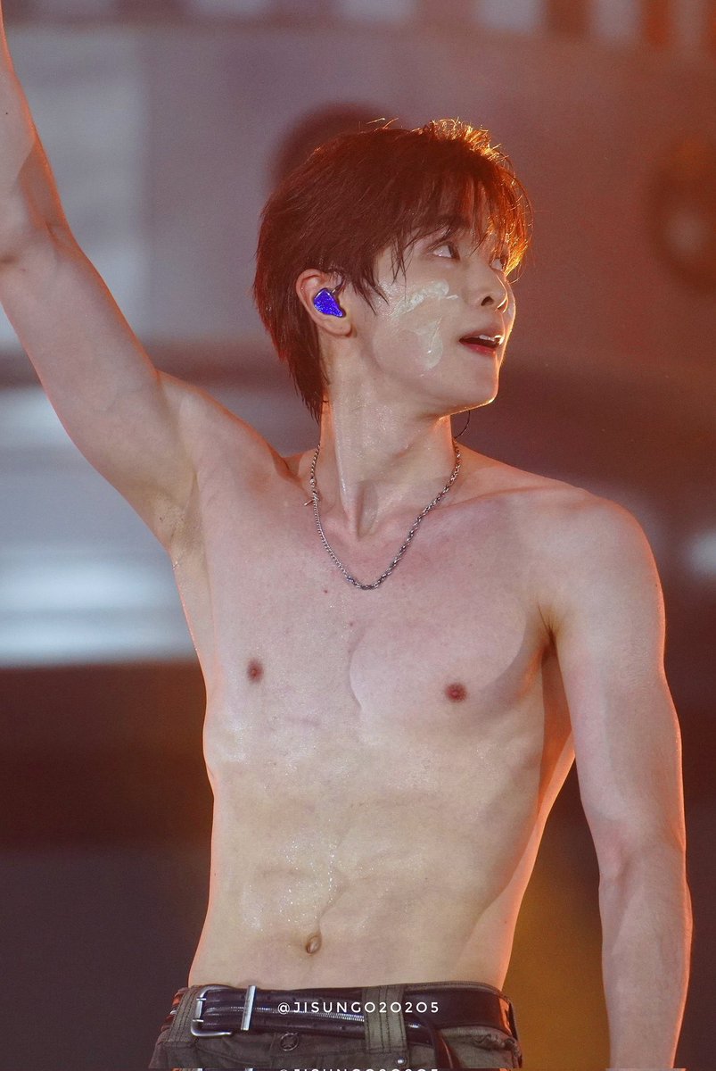 babylonjae's tweet image. 260414 #SUNGCHAN #RIIZE #abs #armpit