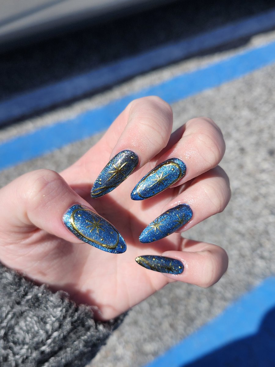 ᡣ𐭩weens | ra'shiik's riduur tweet media