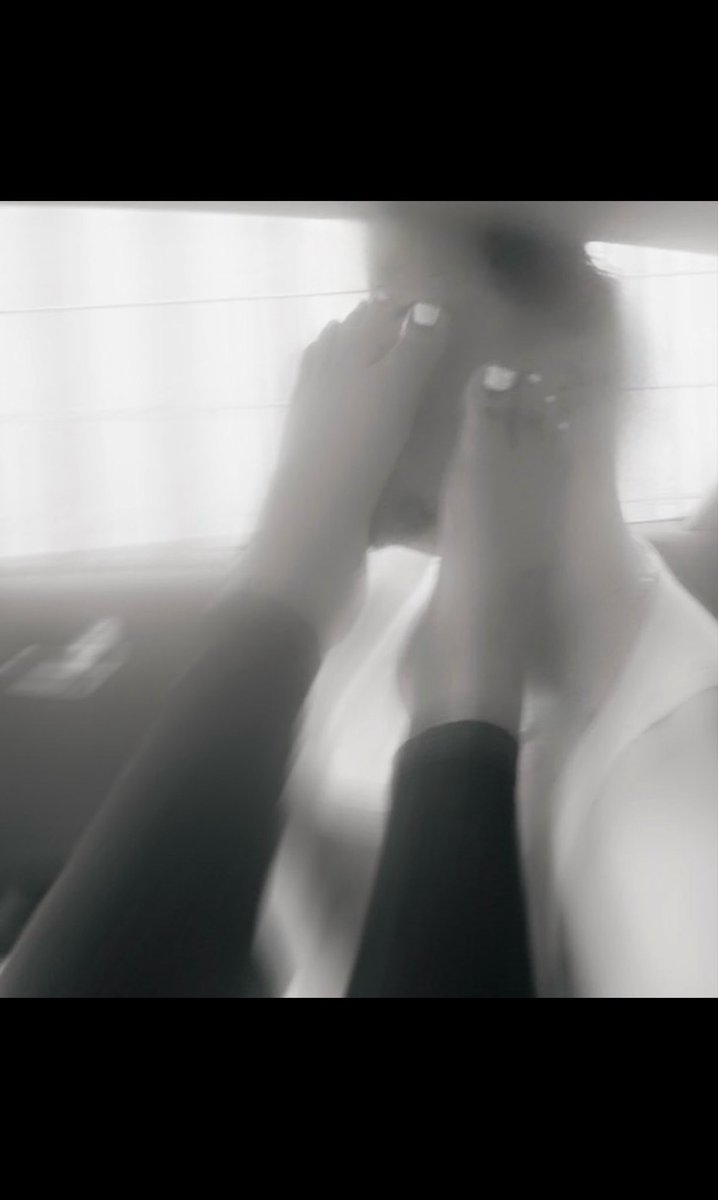Goddess_Raine tweet media