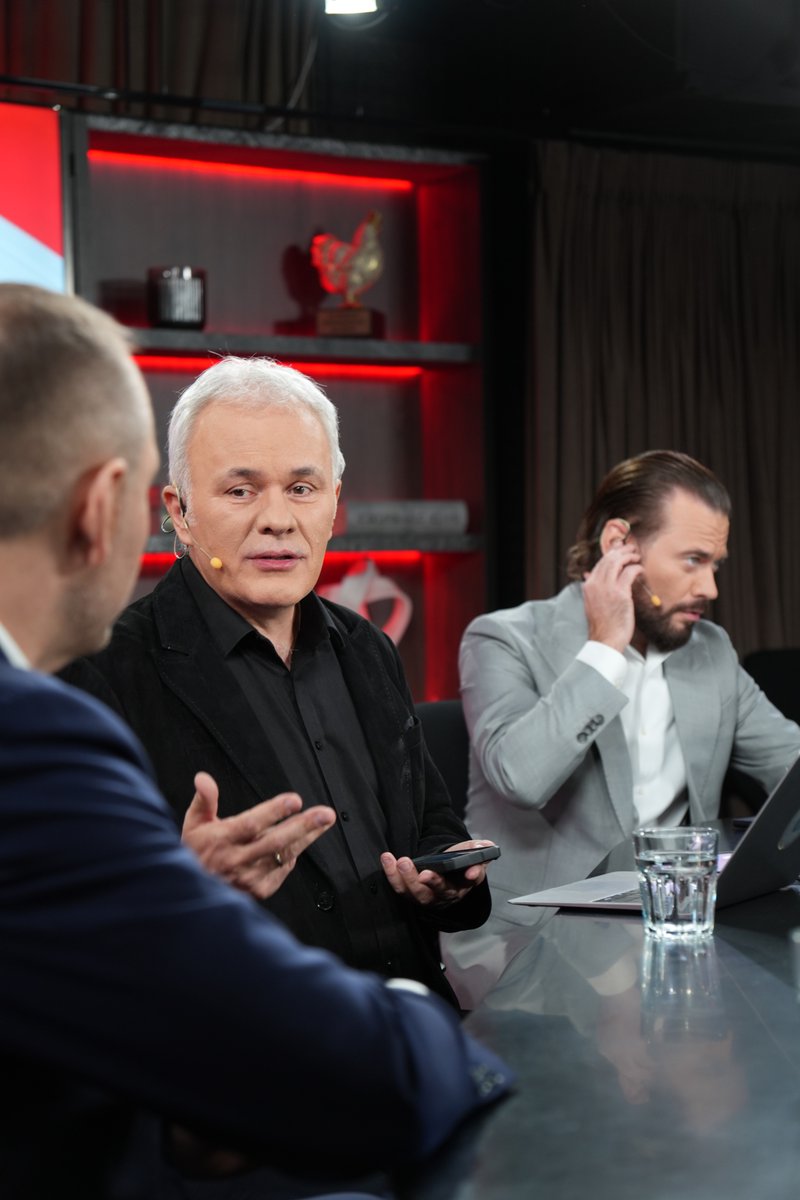 OficjalneZero tweet media