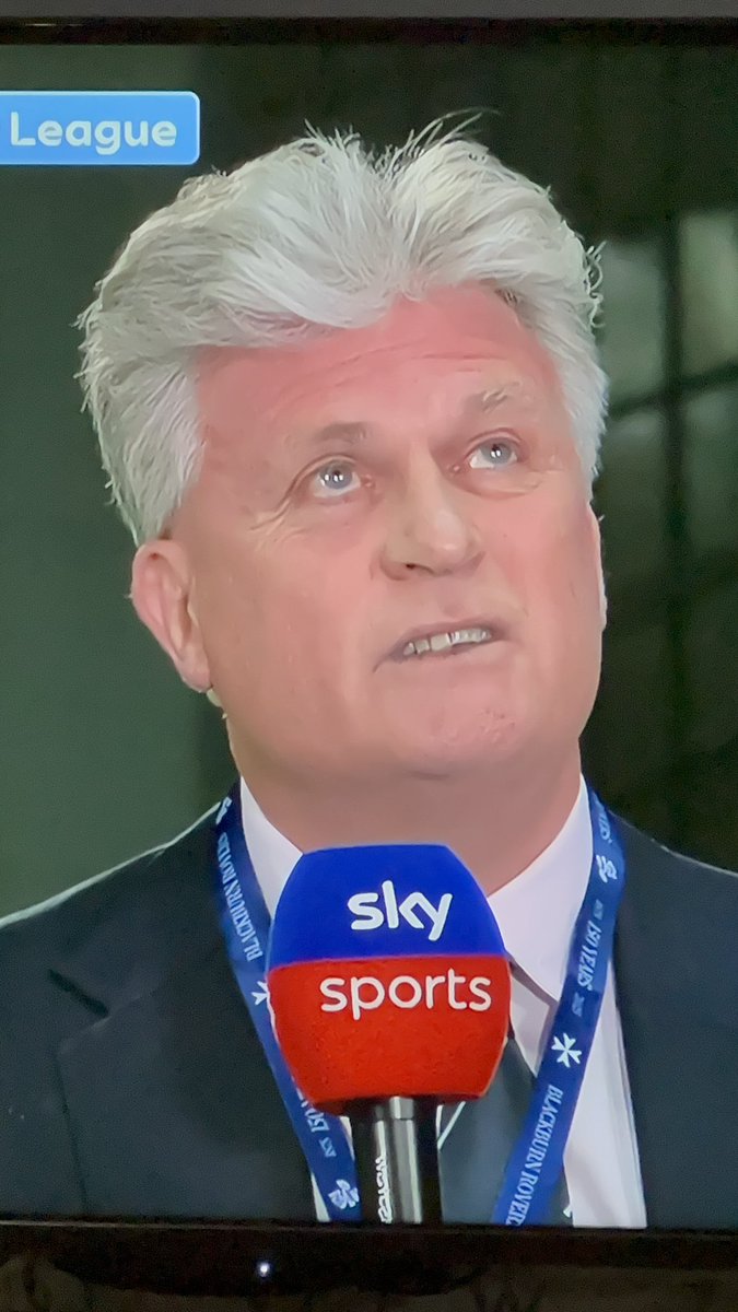 Will King tweet media