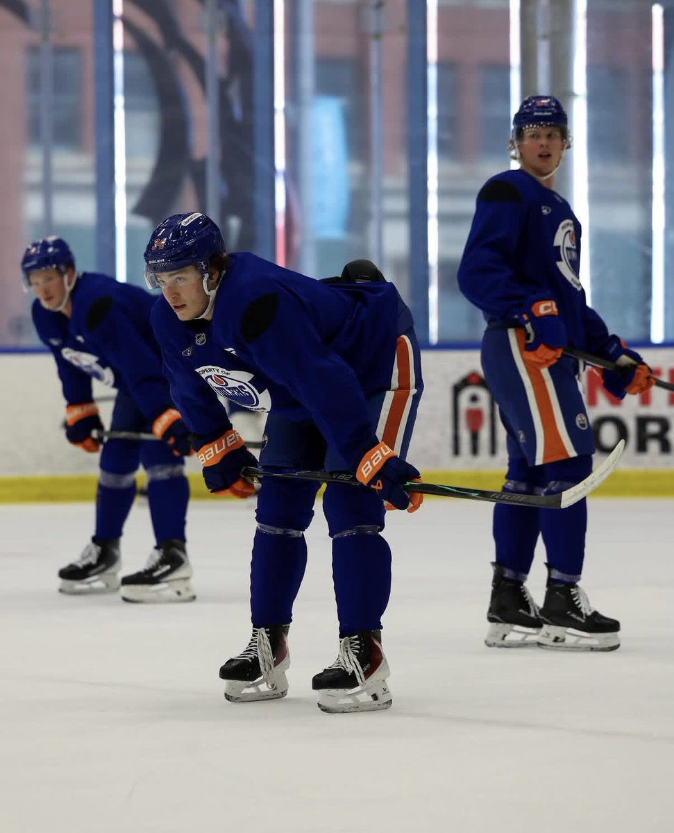 x-anna_182710🏒 tweet media