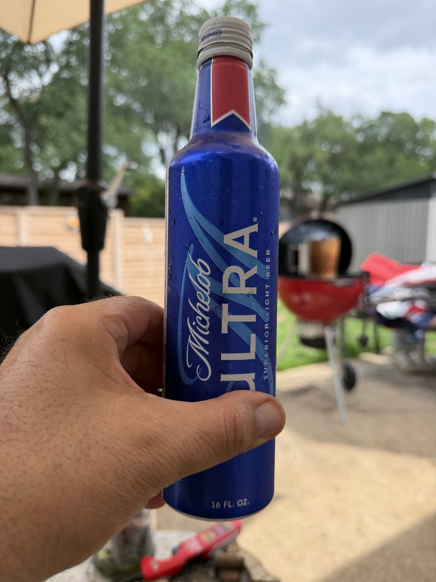 Hector Sanchez tweet media