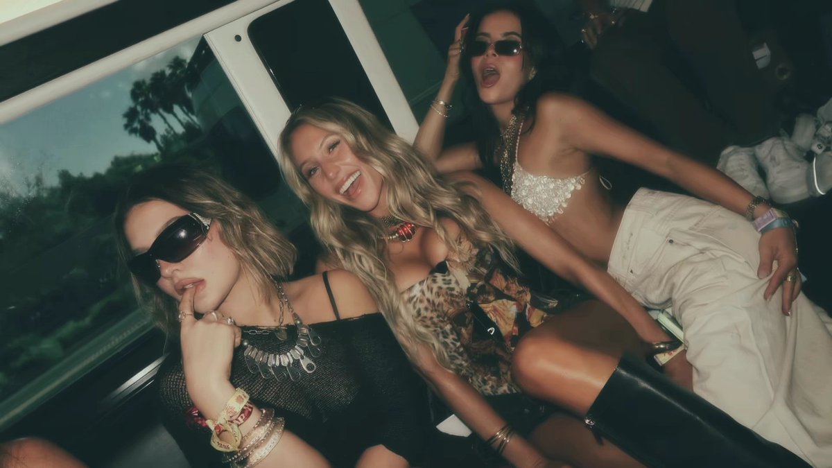 Madelyn Cline Brasil | Fansite tweet media