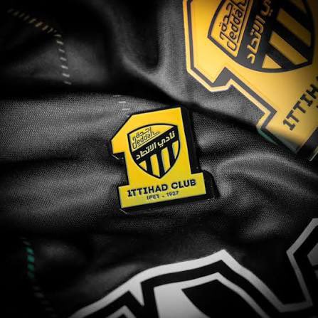 D-ROOOH💛🖤 tweet media