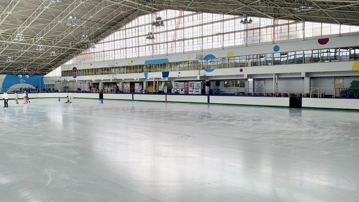 大人スケート部 tweet media