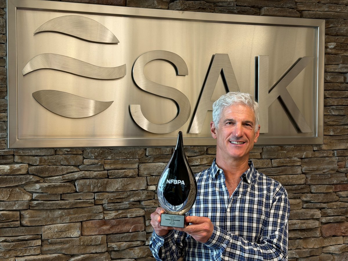 SAK_pipessolved's tweet photo. Congratulations to Tom Kalishman, Chairman and CEO of SAK, on receiving the President’s Award from the National Forum for Black Public Administrators (NFBPA). Well‑deserved recognition of his leadership and impact.
#Leadership #NFBPA #SAK https://t.co/BtN1zmceKU