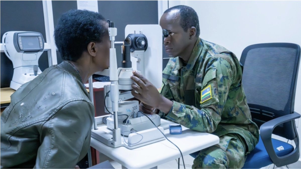 gmukabalisa's tweet image. 𝐒𝐞𝐜𝐮𝐫𝐢𝐭𝐲 𝐟𝐨𝐫𝐜𝐞𝐬 𝐭𝐨 𝐜𝐨𝐧𝐝𝐮𝐜𝐭 𝟔,𝟎𝟎𝟎 𝐬𝐮𝐫𝐠𝐞𝐫𝐢𝐞𝐬 𝐨𝐧 𝐜𝐚𝐭𝐚𝐫𝐚𝐜𝐭 𝐩𝐚𝐭𝐢𝐞𝐧𝐭𝐬

✅The #Rwanda Defence Force (RDF) and the Rwanda National Police (RNP) will conduct a Defence and Security Citizen Outreach Programme in May to perform cataract