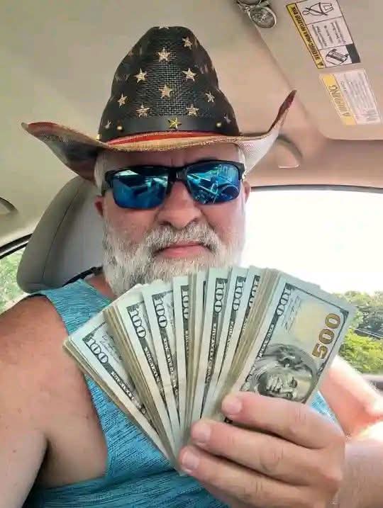 Paul smith tweet media