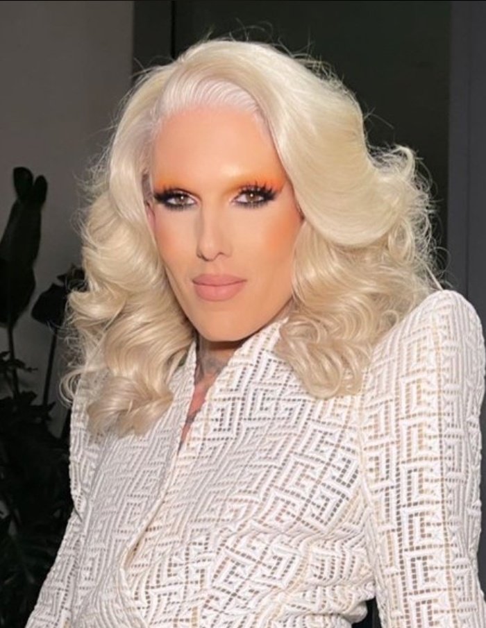 Baddie TEA tweet media