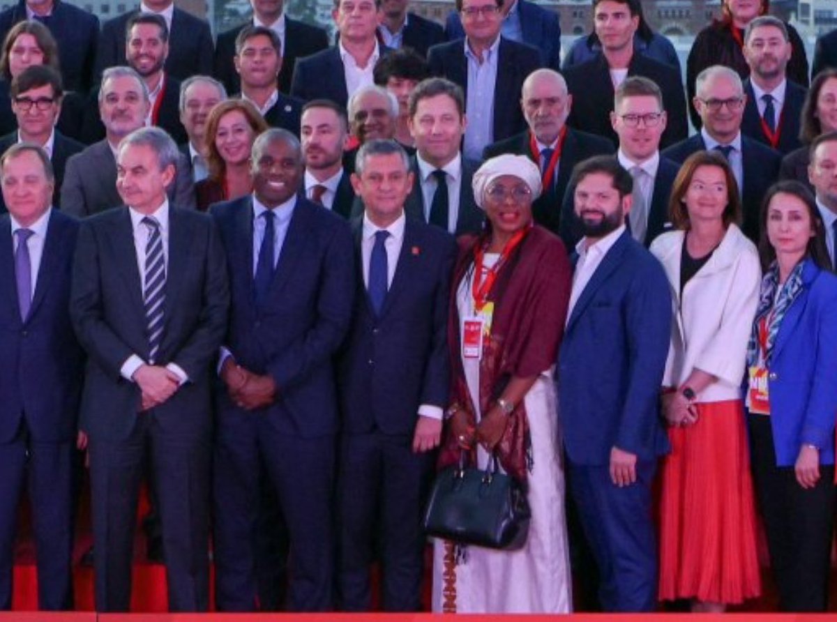 Fidel Castro tweet media