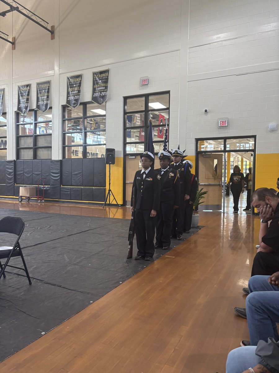 Lithonia High School Science AC tweet media