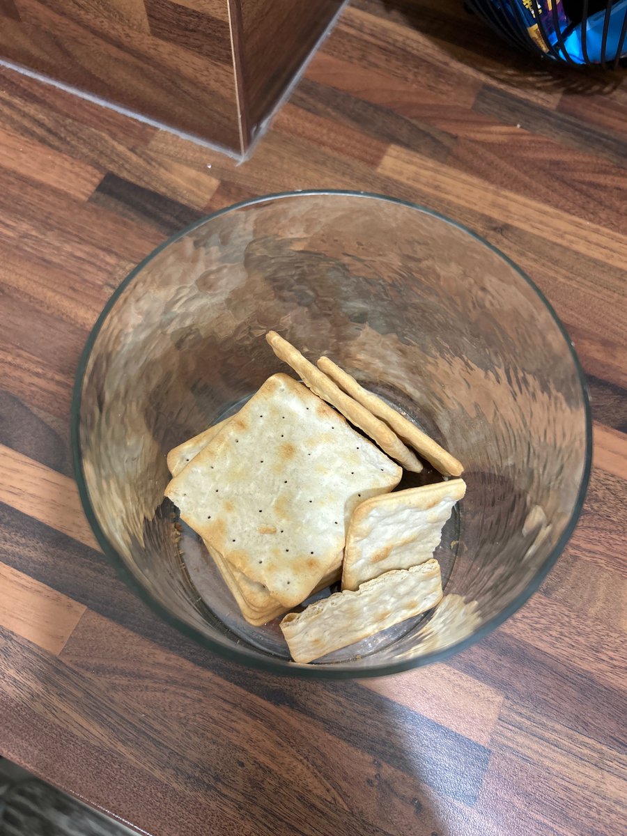 DFJ👟 #TENOÍ tweet media