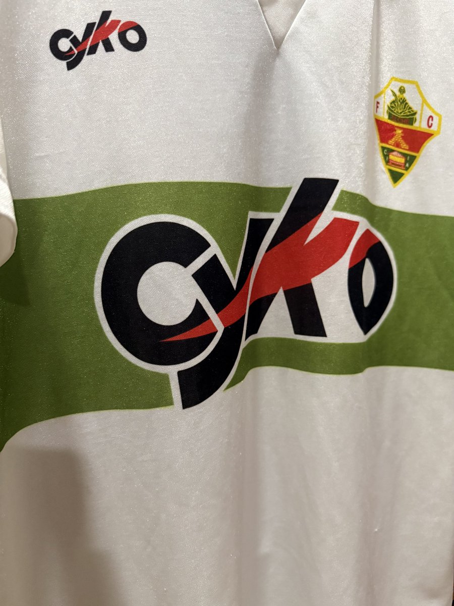 camisetas elcheCF erik tweet media