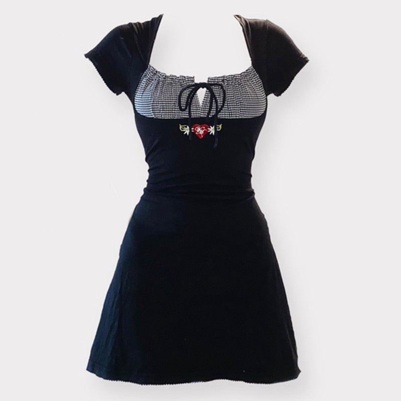 SpiteVtuber's tweet image. I just received 'Falling for you' Black Bow Gingham Embroidery Dress - Black / S by Rags n Rituals from briantatted via Throne. Thank you! throne.com/spitevtuber #Wishlist #Throne