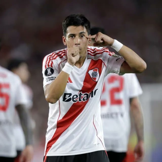 maxigrillo's tweet image. 🚨 #River

✅️ Armani y Maxi Meza tienen el alta médica y solo les falta recuperar en lo físico y futbolístico. 

➡️ A medida que ganen ritmo en los entrenamientos Coudet definirá cuando los vuelve a convocar.

🆗️Clínicamente.