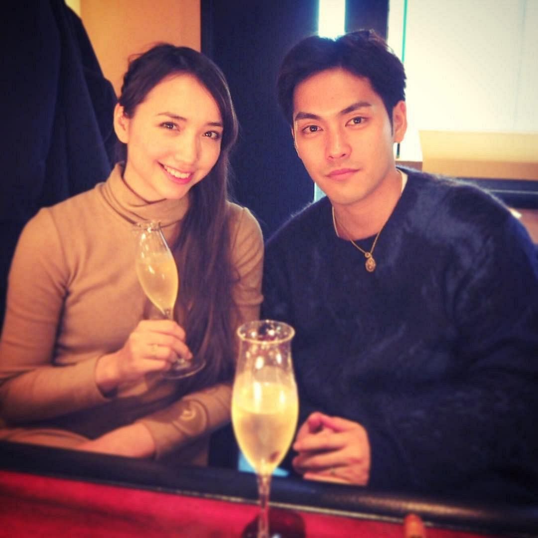 りのこ tweet media