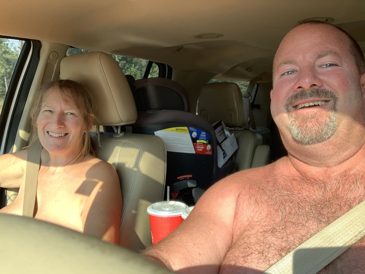 Kim and Jim tweet media
