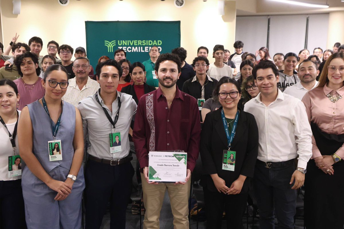 SETYYucatan's tweet photo. Seguimos impulsando espacios de diálogo con las juventudes, reconociendo su talento como clave para el desarrollo y crecimiento del estado. 🤝📈 https://t.co/ljmq0vCBbd
