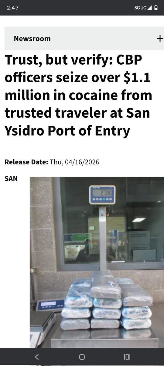 baseballDan014_'s tweet image. 60 Pounds Of Cocaine 

Tryna Be Snuggled Be Smuggler 

in "Trusted Traveler" Program 

#TrustedTraveler

🤣🤣🤣🤣🤣🤣🤣🤣🤣🤣🤣🤣🤣🤣🤣🤣🤣🤣👻